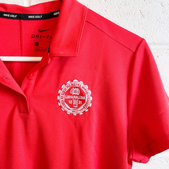 Nike Golf Shirt - Picture 2 of 5